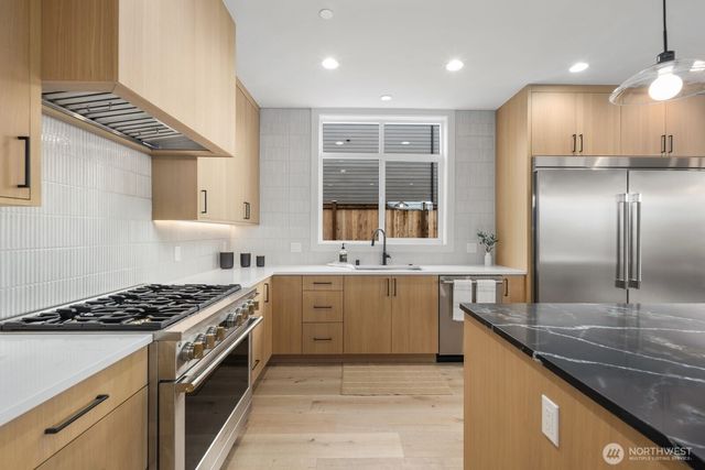 19742 20th Avenue NW, Shoreline, WA 98177