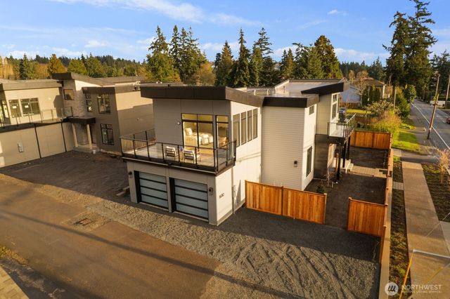 19742 20th Avenue NW, Shoreline, WA 98177