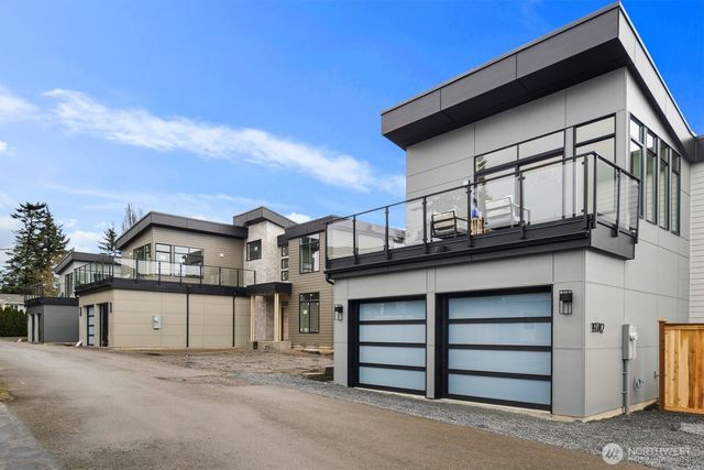 19742 20th Avenue NW, Shoreline, WA 98177