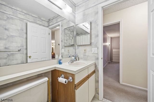 475 Quince Ct, Mahwah Twp., NJ 07430