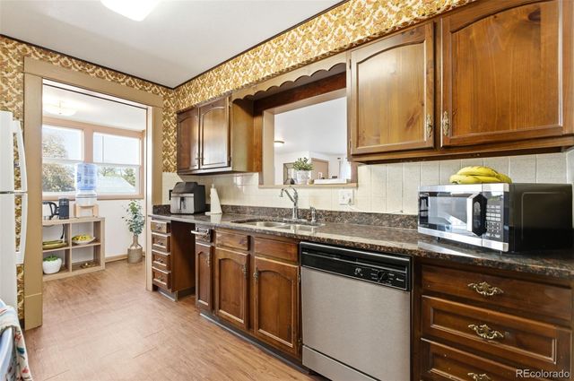 240 S 5th Avenue, Brighton, CO 80601