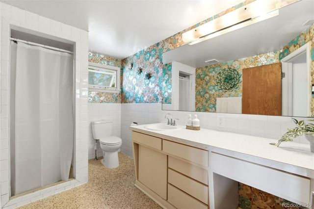 240 S 5th Avenue, Brighton, CO 80601