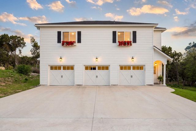 8023 Lakeview ST, Volente, TX 78641