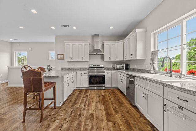 8023 Lakeview ST, Volente, TX 78641