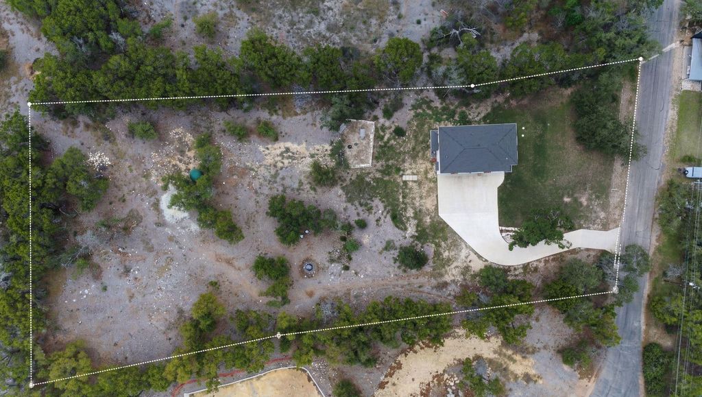 8023 Lakeview ST, Volente, TX 78641