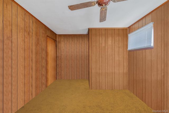 42 Centerwood Street, West Babylon, NY 11704