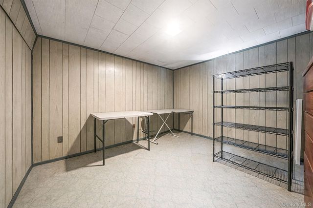 42 Centerwood Street, West Babylon, NY 11704