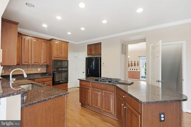 4708 LAPENE CT, Woodbridge, VA 22192