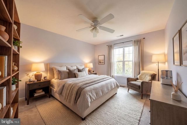 4708 LAPENE CT, Woodbridge, VA 22192