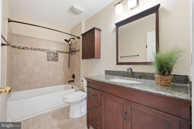 4708 LAPENE CT, Woodbridge, VA 22192