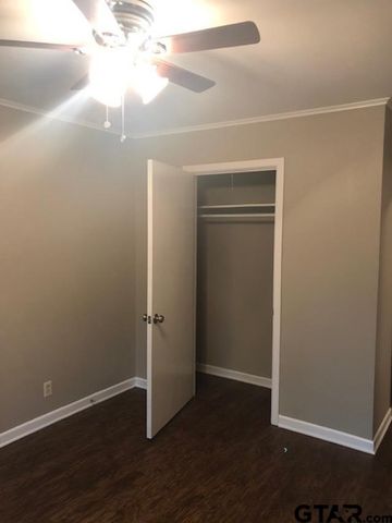 2725 Brentwood Dr, Tyler, TX 75701