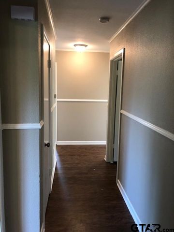 2725 Brentwood Dr, Tyler, TX 75701