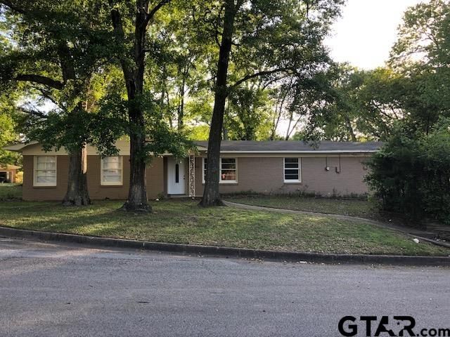 2725 Brentwood Dr, Tyler, TX 75701