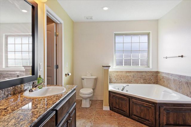 3963 W Tall Pine Court, Springfield, MO 65810