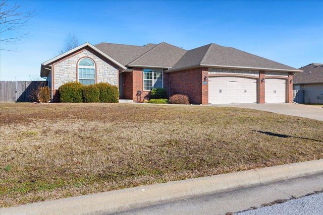 3963 W Tall Pine Court, Springfield, MO 65810