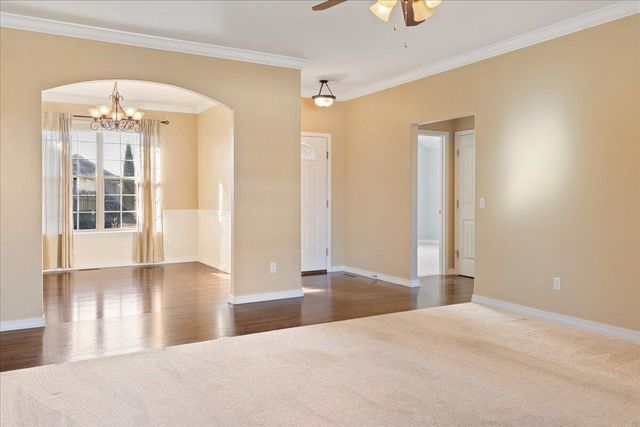 3963 W Tall Pine Court, Springfield, MO 65810