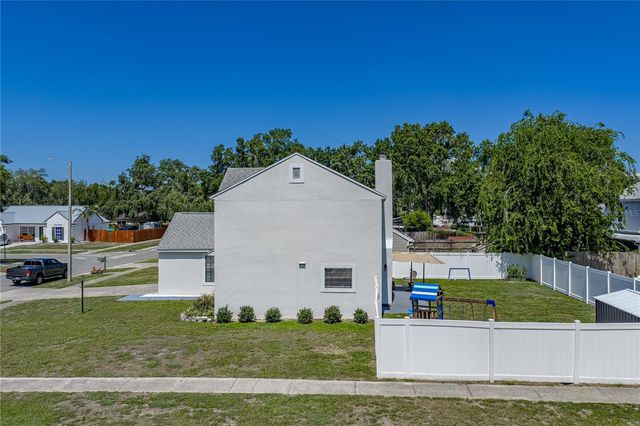 3949 KING DRIVE, Brandon, FL 33511