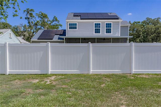 3949 KING DRIVE, Brandon, FL 33511