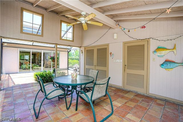 550 3rd AVE N, Naples, FL 34102