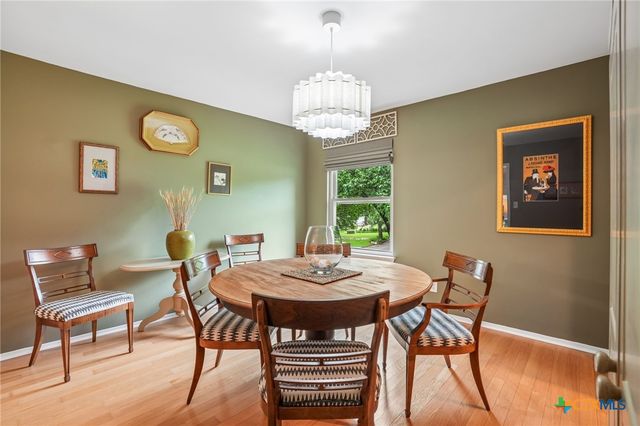 714 Oakwood Boulevard, New Braunfels, TX 78130
