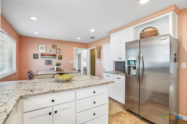 714 Oakwood Boulevard, New Braunfels, TX 78130
