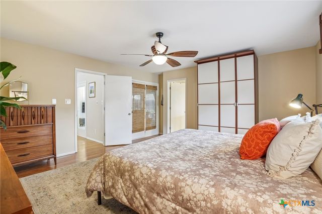 714 Oakwood Boulevard, New Braunfels, TX 78130