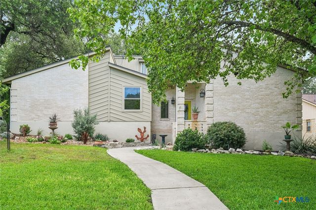 714 Oakwood Boulevard, New Braunfels, TX 78130