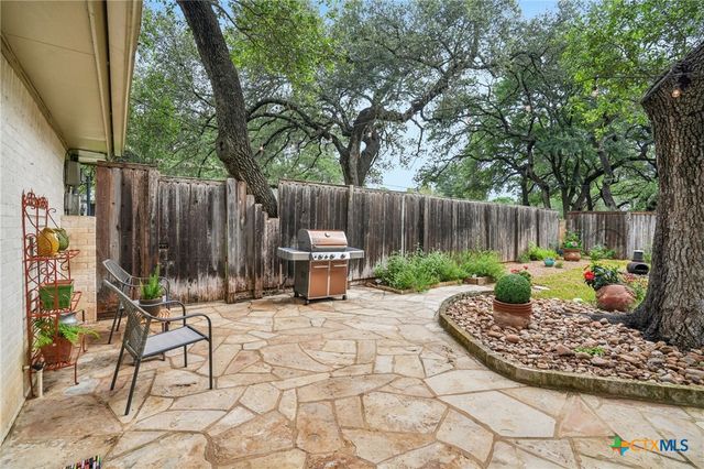 714 Oakwood Boulevard, New Braunfels, TX 78130