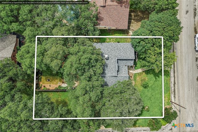 714 Oakwood Boulevard, New Braunfels, TX 78130
