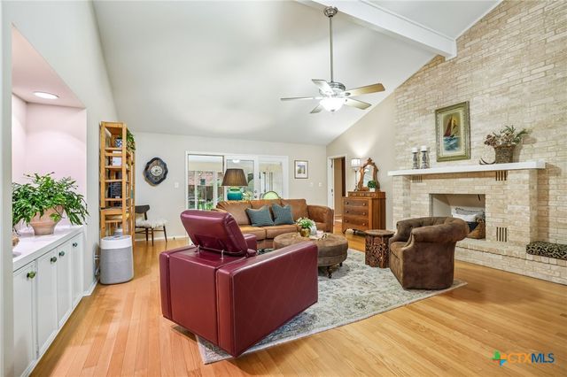 714 Oakwood Boulevard, New Braunfels, TX 78130