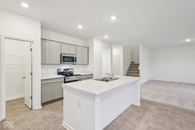 2008 Hill Lake Lane, Indianapolis, IN 46239