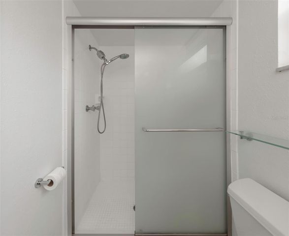 8909 118TH WAY, Seminole, FL 33772