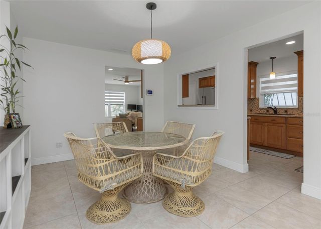 8909 118TH WAY, Seminole, FL 33772