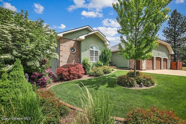 1219 E Loch Haven Dr, Hayden, ID 83835