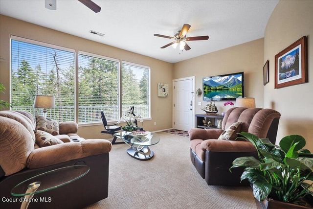 1219 E Loch Haven Dr, Hayden, ID 83835