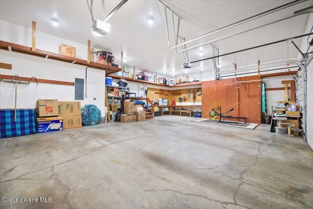 1219 E Loch Haven Dr, Hayden, ID 83835
