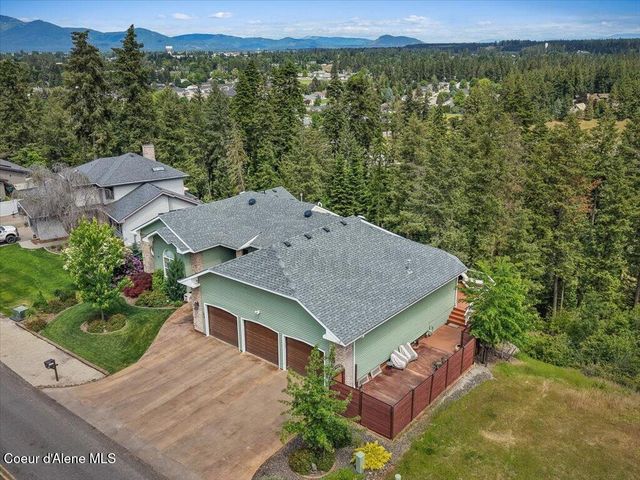 1219 E Loch Haven Dr, Hayden, ID 83835