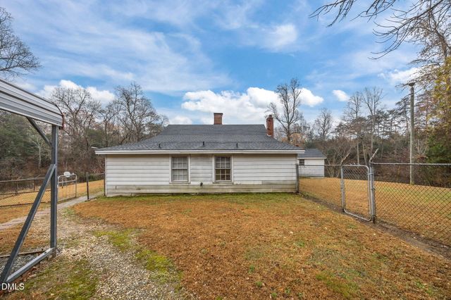 3250 Mine Creek Road, Burlington, NC 27217