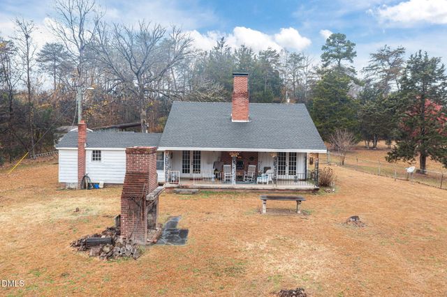 3250 Mine Creek Road, Burlington, NC 27217