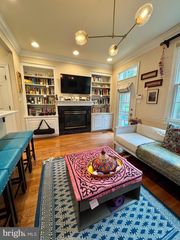 2622 CLARENDON BLVD, Arlington, VA 22201