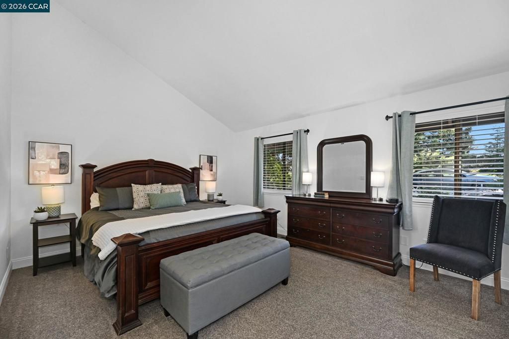 Image 13 of property listing at 10 Swansea Ln, Pleasant Hill, CA 94523