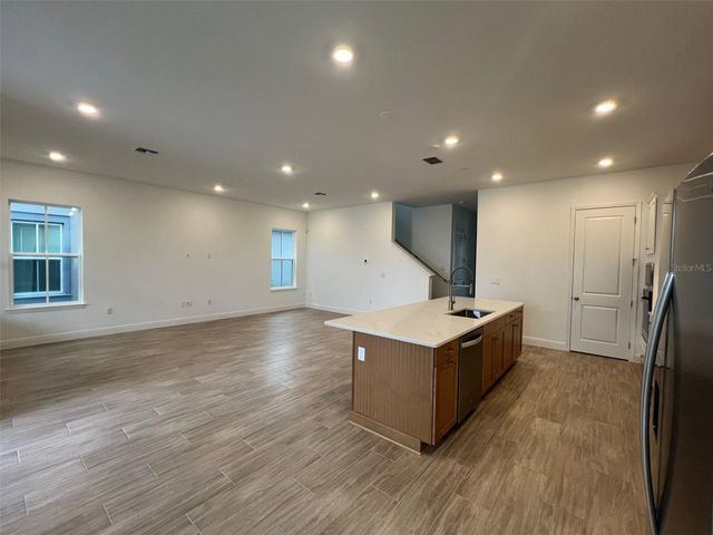 9851 GOBAT ALY, Orlando, FL 32827