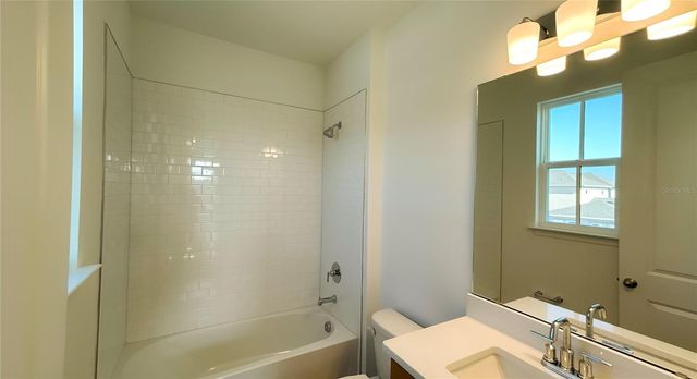 9851 GOBAT ALY, Orlando, FL 32827