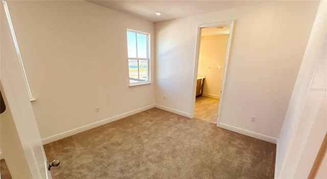 9851 GOBAT ALY, Orlando, FL 32827