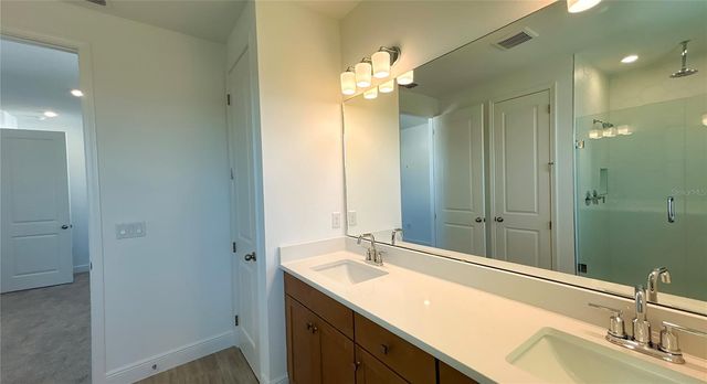 9851 GOBAT ALY, Orlando, FL 32827