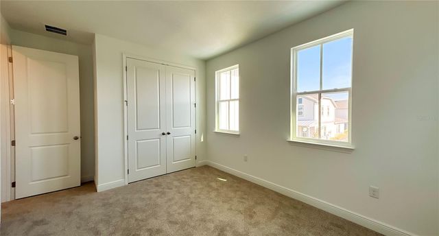 9851 GOBAT ALY, Orlando, FL 32827