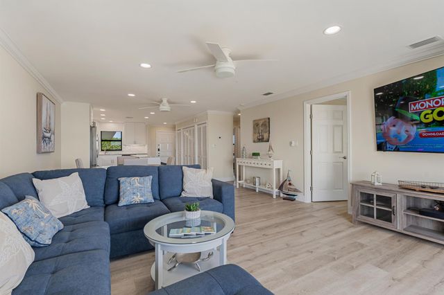 5300 Highway A1a 408, Indian River Shores, FL 32963