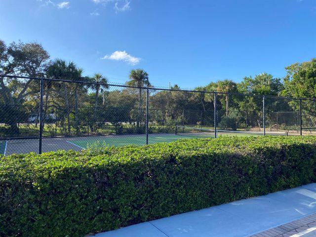 5300 Highway A1a 408, Indian River Shores, FL 32963