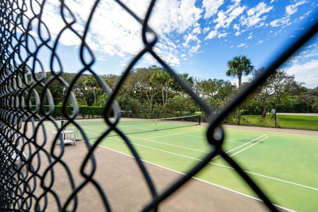 5300 Highway A1a 408, Indian River Shores, FL 32963