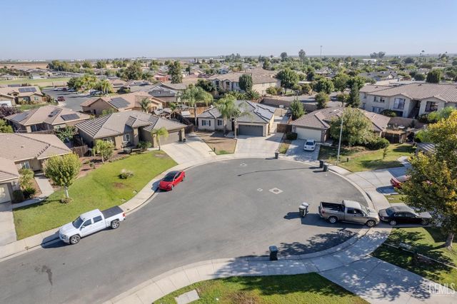 704 Cabo San Lucas, Mcfarland, CA 93250